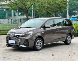 别克gl8商务车价格图片七座参数,别克gl8商务车价格图片七座参数表