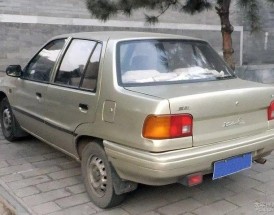 包含夏利威乐哪年停产的词条