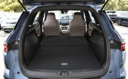 比亚迪宋混动2022款,比亚迪宋混动2022款后备箱工具都有啥