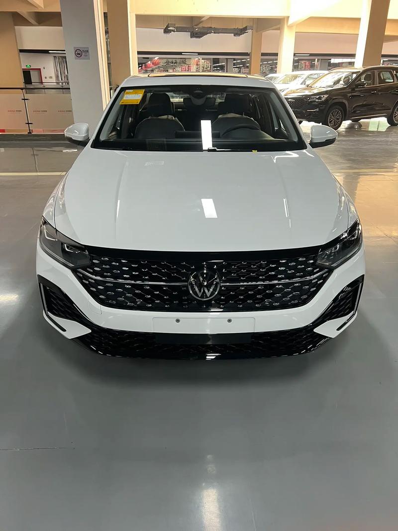 大众朗逸2022落地价明细 大众朗逸多少钱能落地