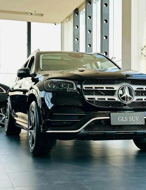奔驰gls450图片(奔驰GLS450图片)