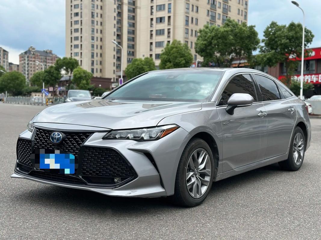 【一汽丰田亚洲龙2021款报价,一汽丰田亚洲龙图片及价格长宽高】