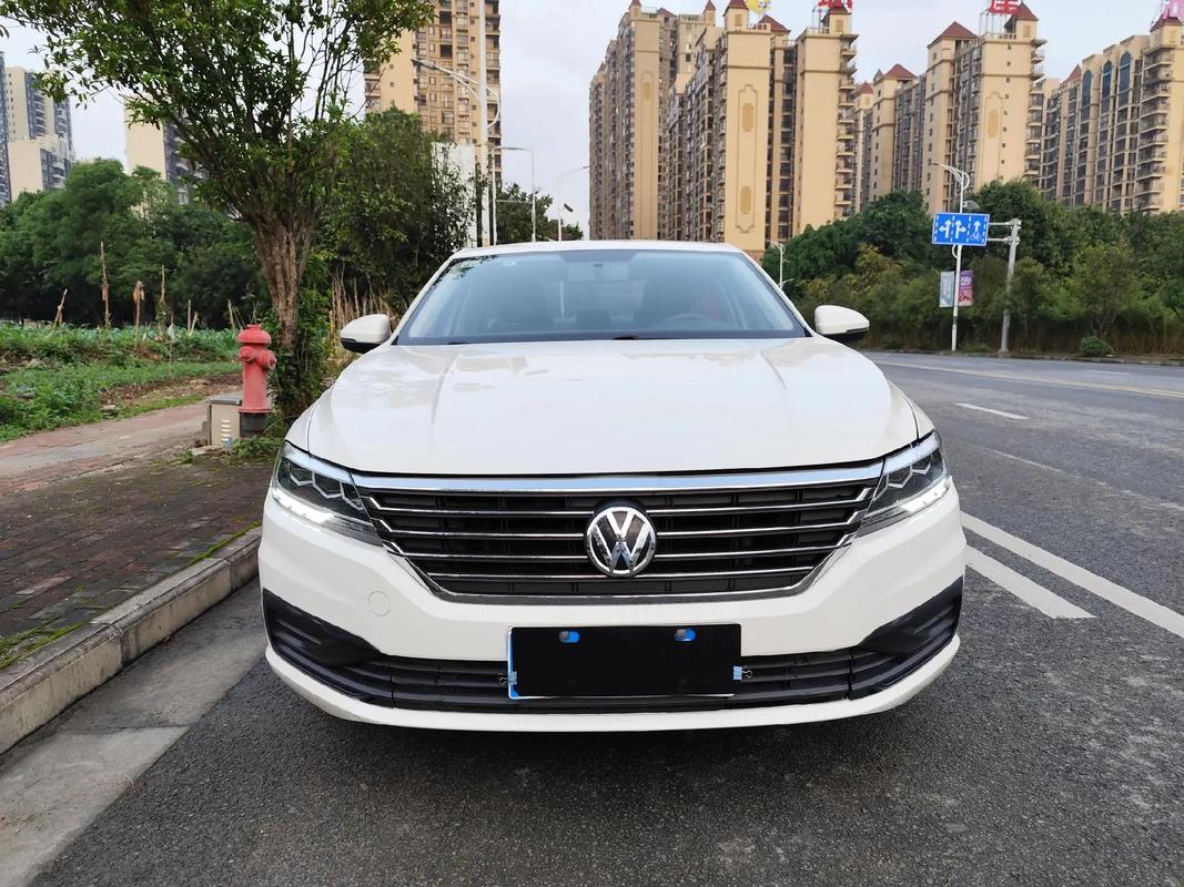 上汽大众朗逸2021款图片 上汽大众朗逸plus价格及图片2019款