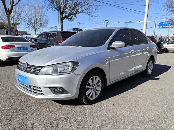 大众有一款很小的车型是什么(大众一款很小巧的车)