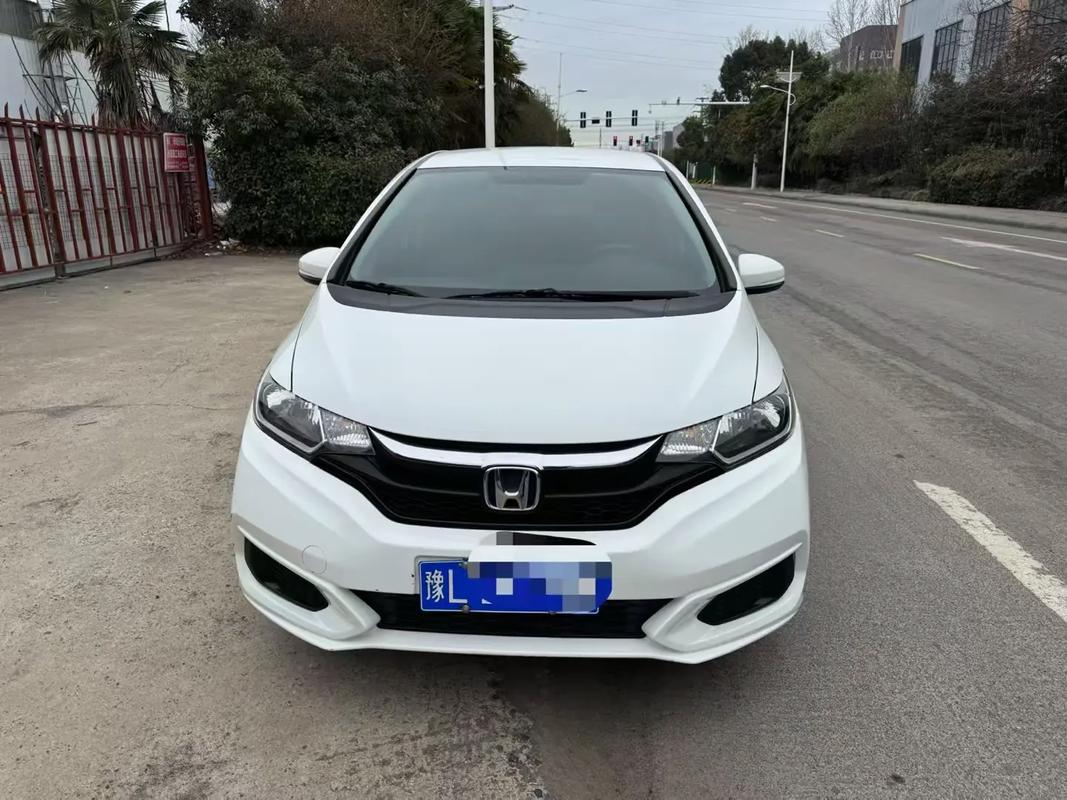 【本田飞度19款,本田飞度19款报价图片】