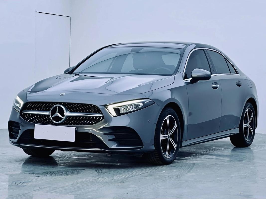 奔驰g乚a200图片报价 奔驰g乚a220